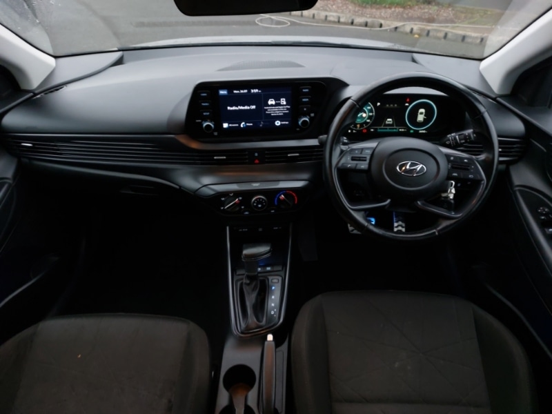 Used Hyundai BAYON 2022 for sale - 76532995: Photo 2