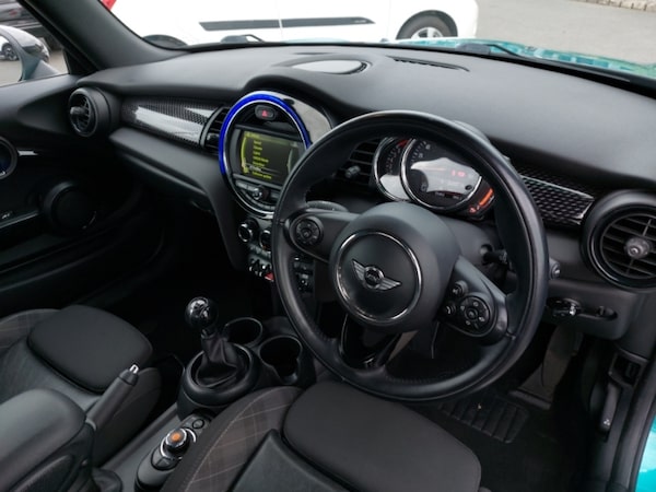 Used MINI Convertible 2018 for sale - 76238419: Photo 10