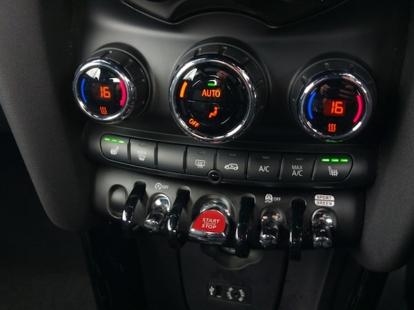 Used MINI Convertible 2018 for sale - 76238419: Photo 18