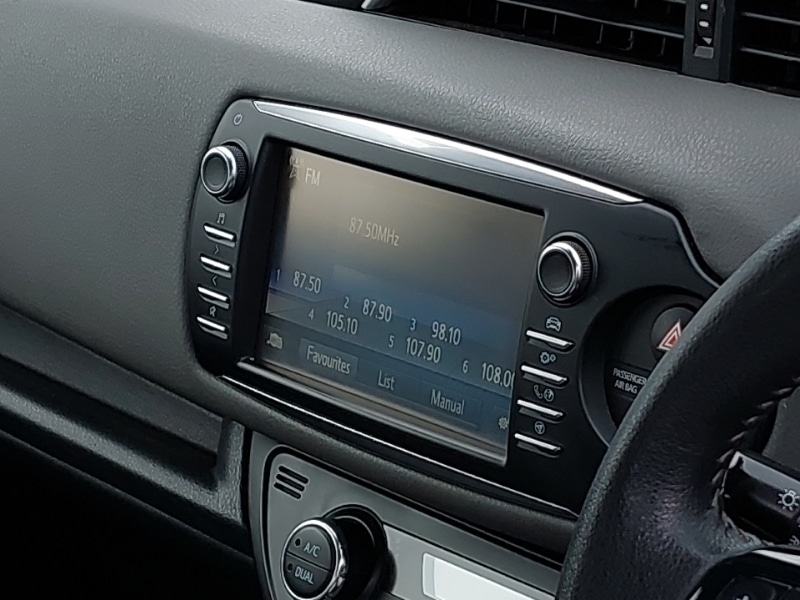 Used Toyota Yaris 2019 for sale - 77832721: Photo 11