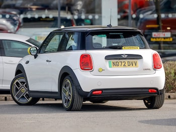 Used MINI Hatch 2023 for sale - 78202965: Photo