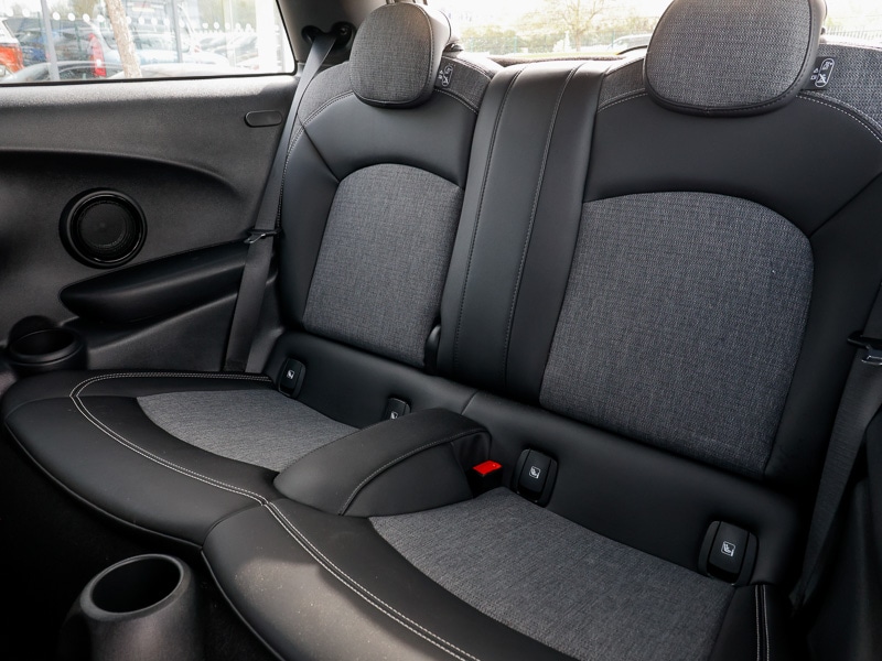 Used MINI Hatch 2023 for sale - 78202965: Photo 6