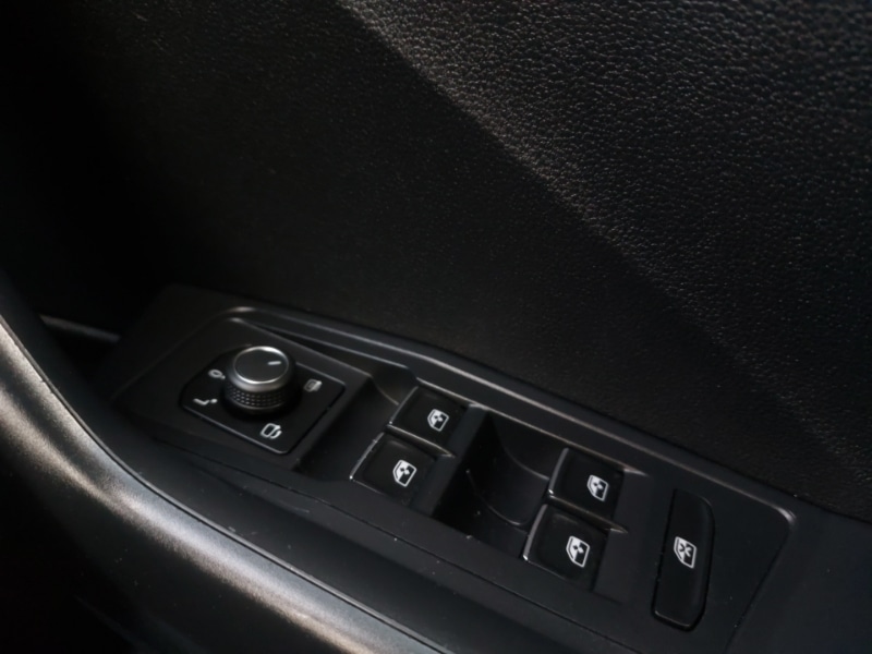 Used Volkswagen T-Roc 2018 for sale - 77352429: Photo 15