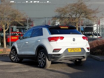 Used Volkswagen T-Roc 2018 for sale - 77352429: Photo