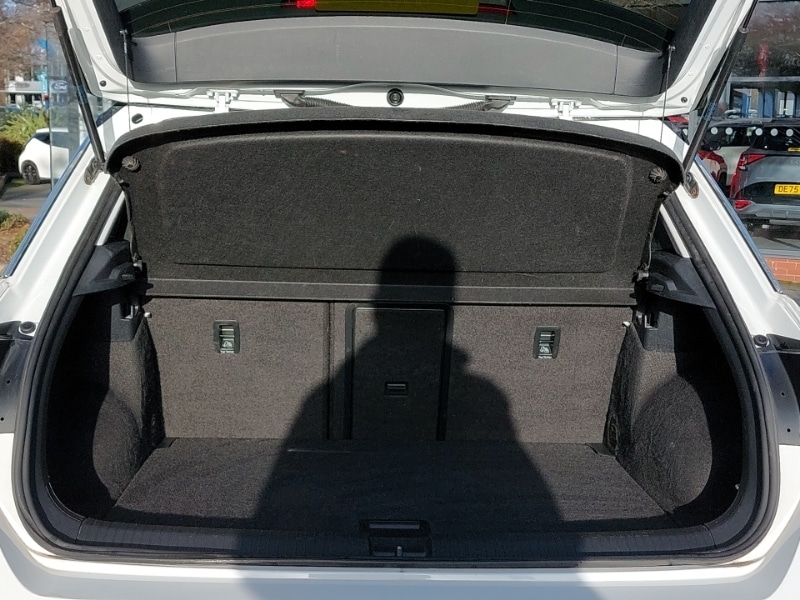 Used Volkswagen T-Roc 2018 for sale - 77352429: Photo 8