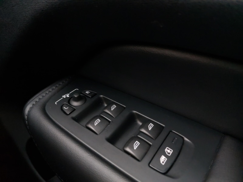 Used Volvo XC60 2023 for sale - 77329706: Photo 15