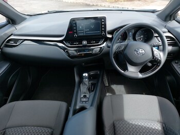 Used Toyota C-HR 2023 for sale - 78848600: Photo
