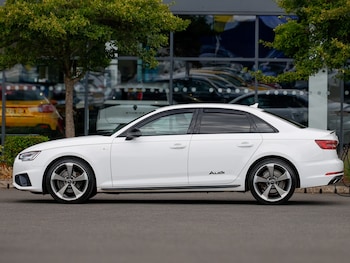 Used Audi A4 2019 for sale - 79440099: Photo
