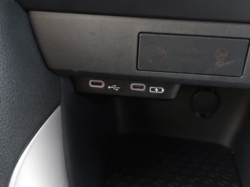 Used Mazda Mazda2 HYBRID 2024 for sale - 76450821: Photo 19