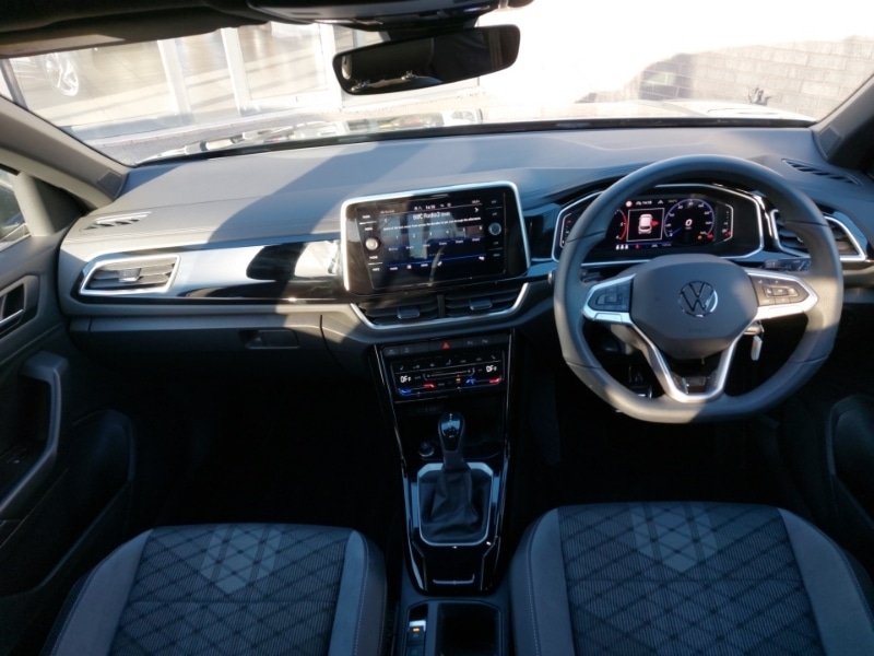 Used Volkswagen T-Roc 2025 for sale - 76906564: Photo 2