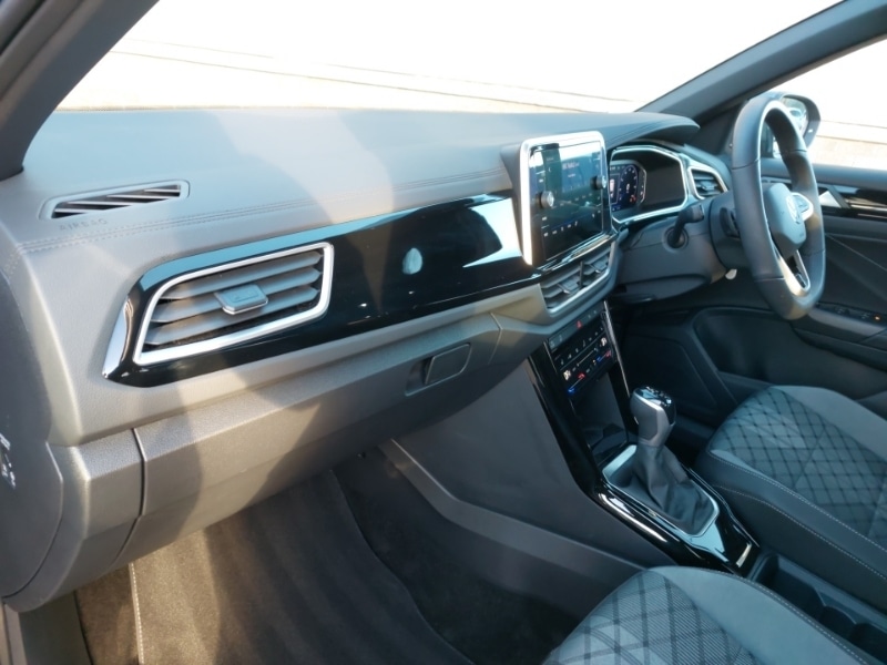 Used Volkswagen T-Roc 2025 for sale - 76906564: Photo 5