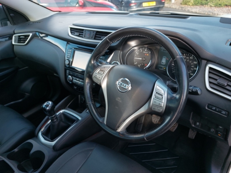 Used Nissan Qashqai 2016 for sale - 76354296: Photo 10