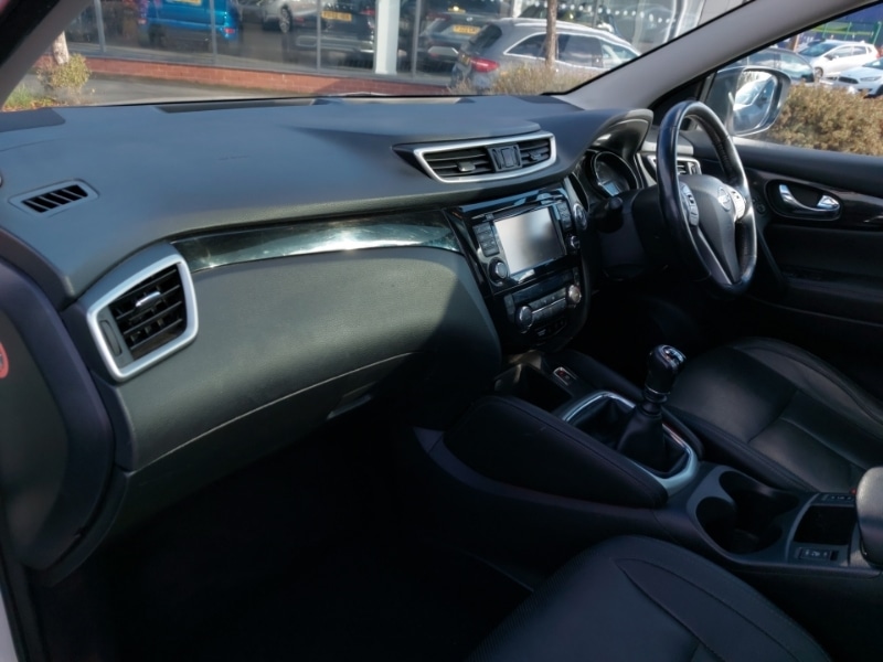 Used Nissan Qashqai 2016 for sale - 76354296: Photo 5