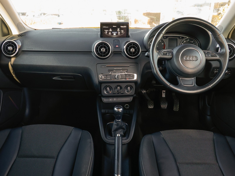 Used Audi A1 2018 for sale - 77252384: Photo 2