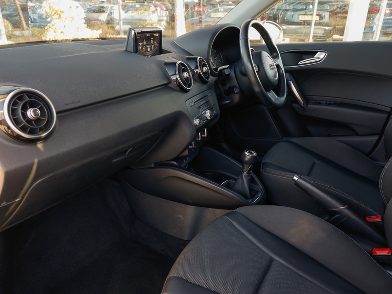 Used Audi A1 2018 for sale - 77252384: Photo 5