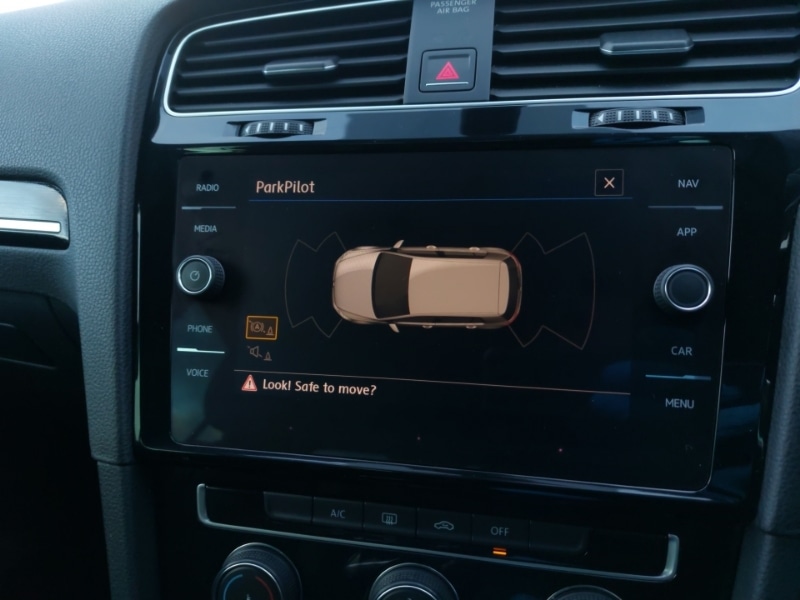 Used Volkswagen Golf 2018 for sale - 77439589: Photo 19