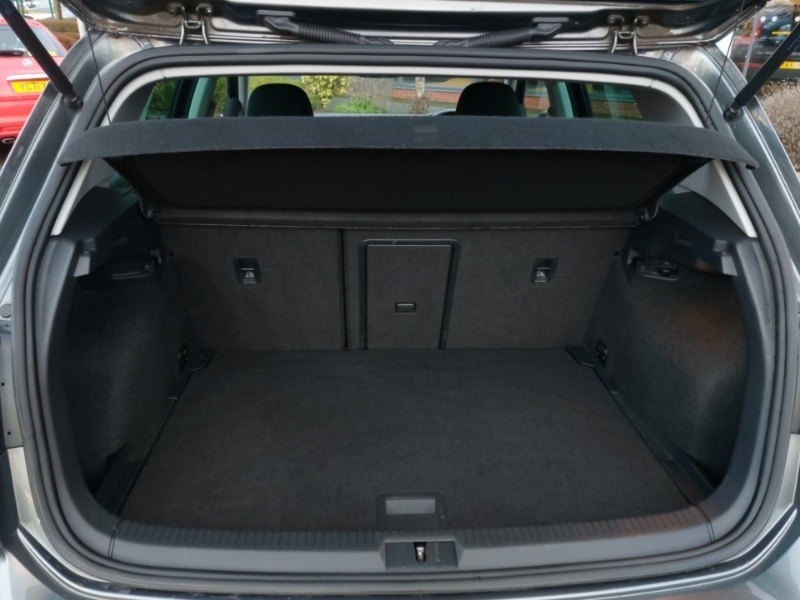 Used Volkswagen Golf 2018 for sale - 77439589: Photo 8