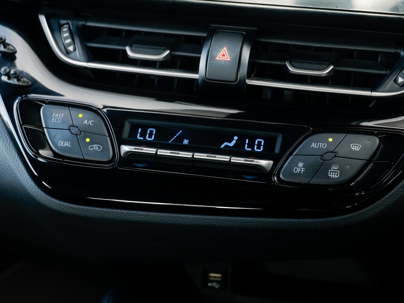 Used Toyota C-HR 2023 for sale - 78159325: Photo 17