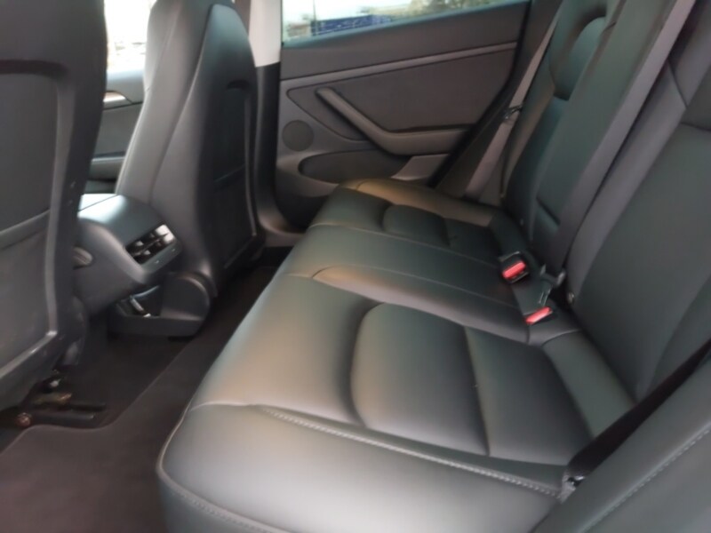 Used Tesla Model 3 2021 for sale - 77352422: Photo 6