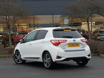 Used Toyota Yaris 2018 for sale - 77424311: Photo