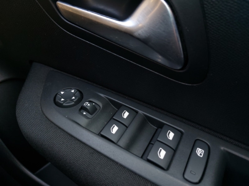 Used Peugeot 208 2023 for sale - 78006125: Photo 12