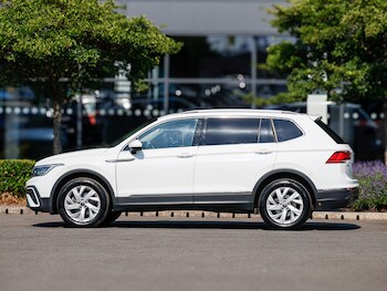 Used Volkswagen Tiguan Allspace 2023 for sale - 79153262: Photo