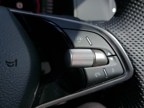 Used Skoda Karoq 2024 for sale - 75576268: Photo 14