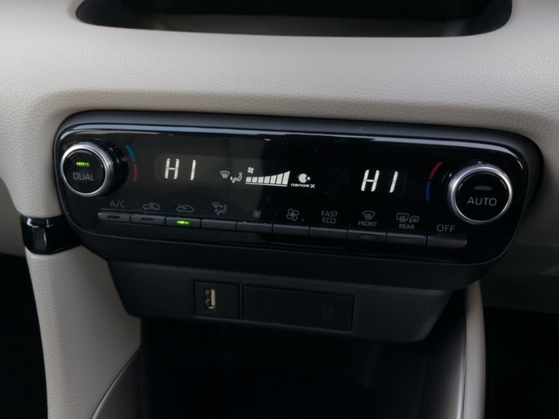 Used Toyota Yaris 2022 for sale - 77165214: Photo 12