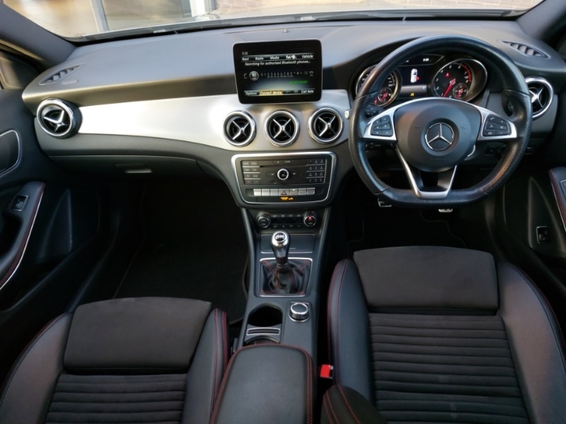 Used Mercedes-Benz GLA 2018 for sale - 76571733: Photo 2