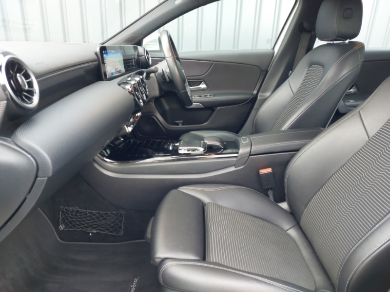 Used Mercedes-Benz A-Class 2018 for sale - 76763647: Photo 5