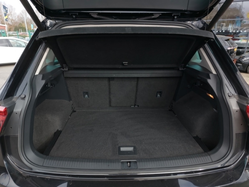 Used Volkswagen Tiguan 2019 for sale - 77767576: Photo 8