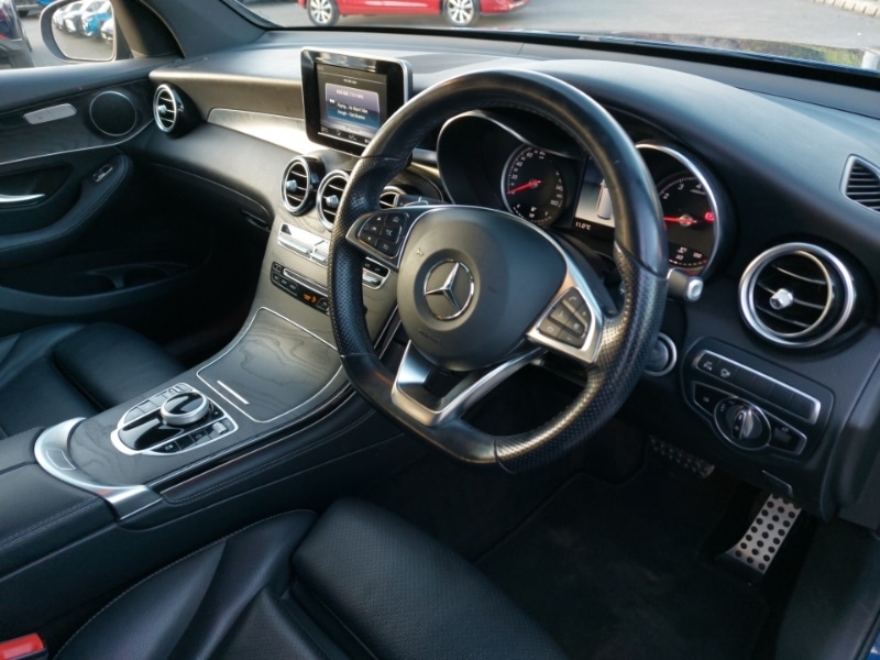 Used Mercedes-Benz GLC 2019 for sale - 77999970: Photo 10