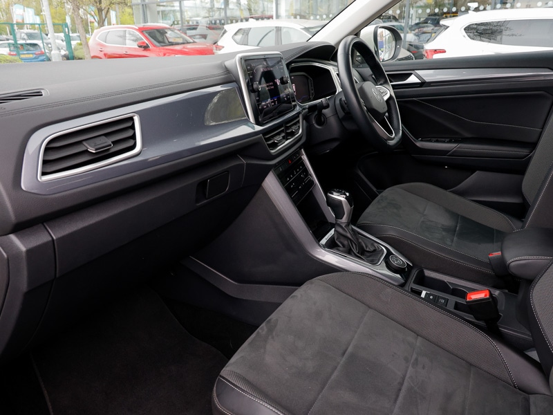 Used Volkswagen T-Roc 2023 for sale - 78183630: Photo 5