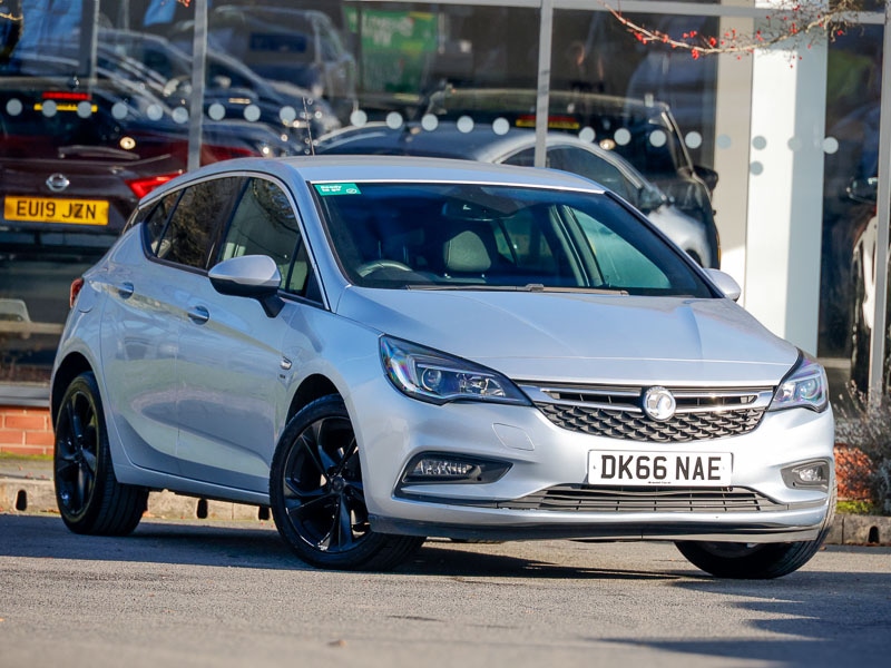 Used Vauxhall Astra 2016 for sale - 76614209: Photo 1