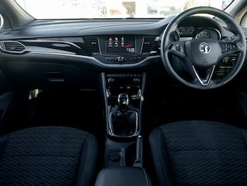 Used Vauxhall Astra 2016 for sale - 76614209: Photo