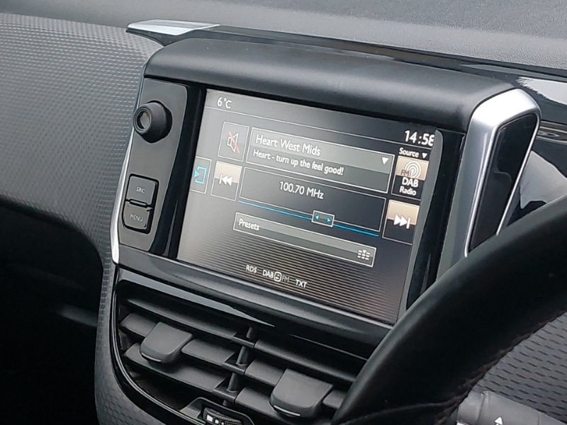 Used Peugeot 2008 2016 for sale - 76897517: Photo 11