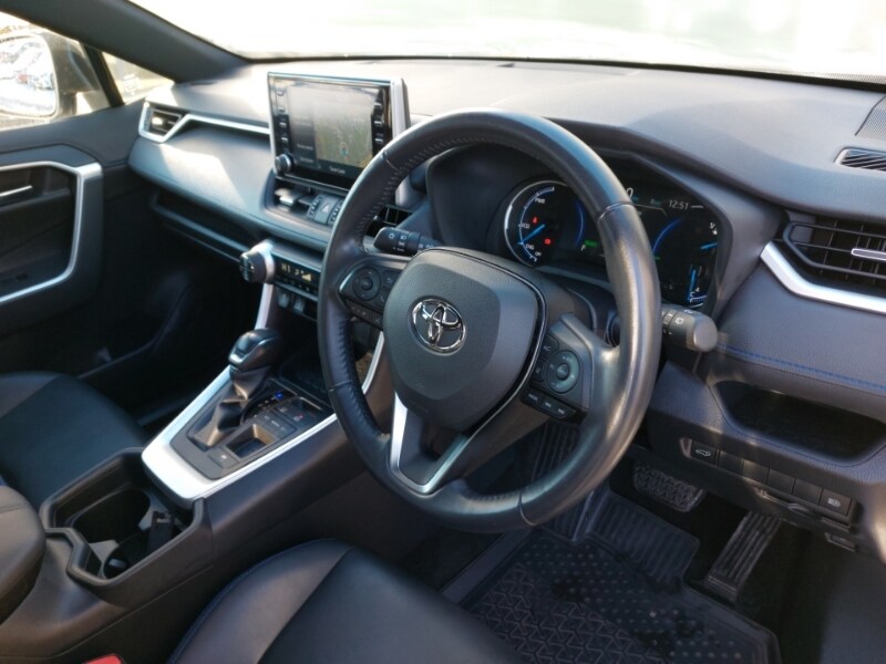Used Toyota RAV4 2021 for sale - 77284490: Photo 10