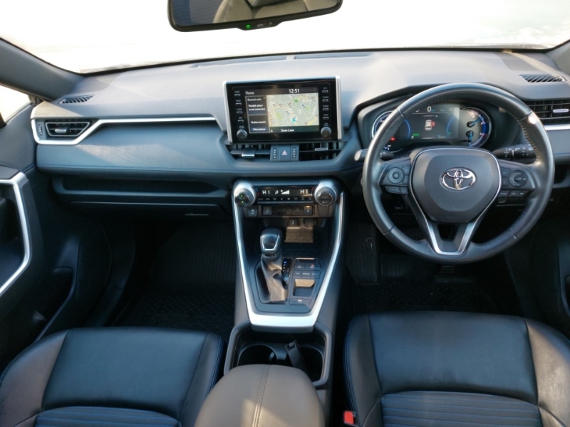 Used Toyota RAV4 2021 for sale - 77284490: Photo 2