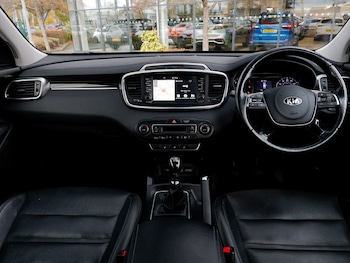 Used Kia Sorento 2019 for sale - 76602589: Photo
