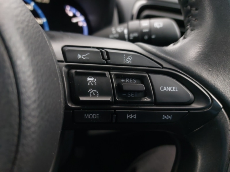 Used Toyota Yaris Cross 2022 for sale - 76639539: Photo 15