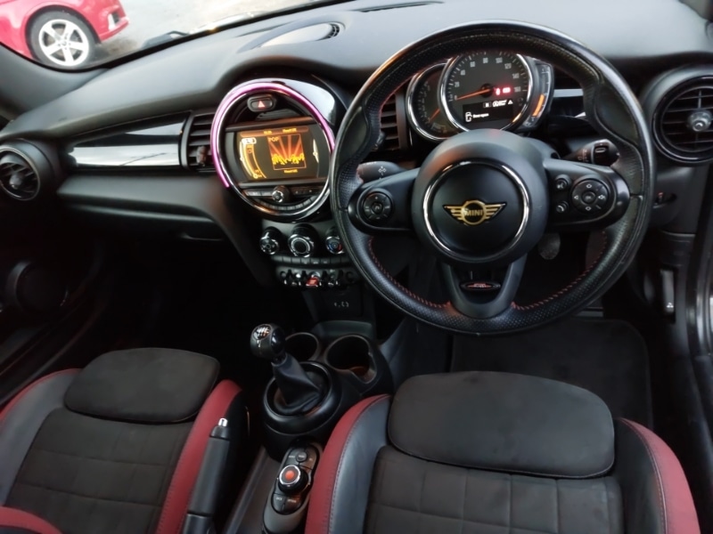 Used MINI Hatch 2018 for sale - 77178449: Photo 2