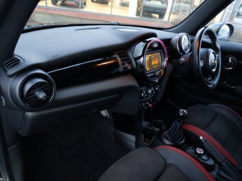 Used MINI Hatch 2018 for sale - 77178449: Photo 5