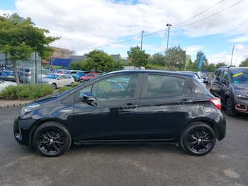 Used Toyota Yaris 2019 for sale - 78821509: Photo