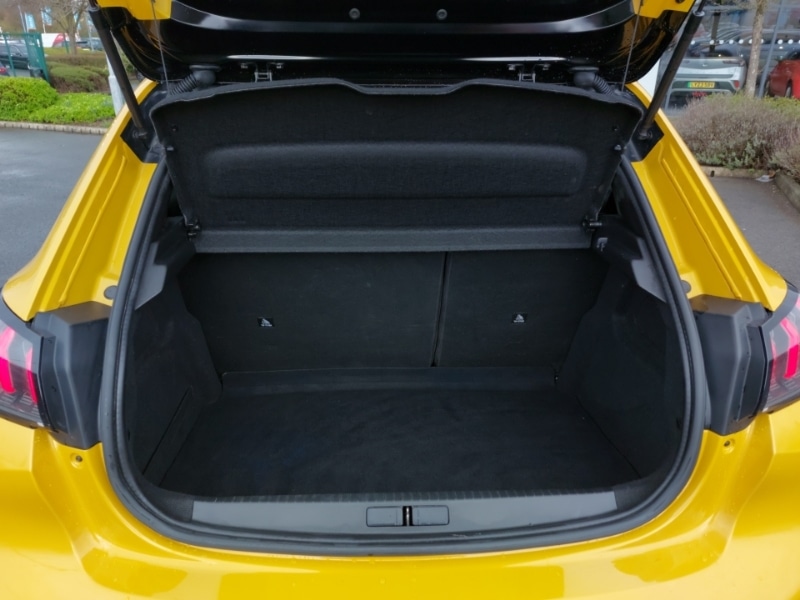 Used Peugeot 208 2021 for sale - 78079936: Photo 8