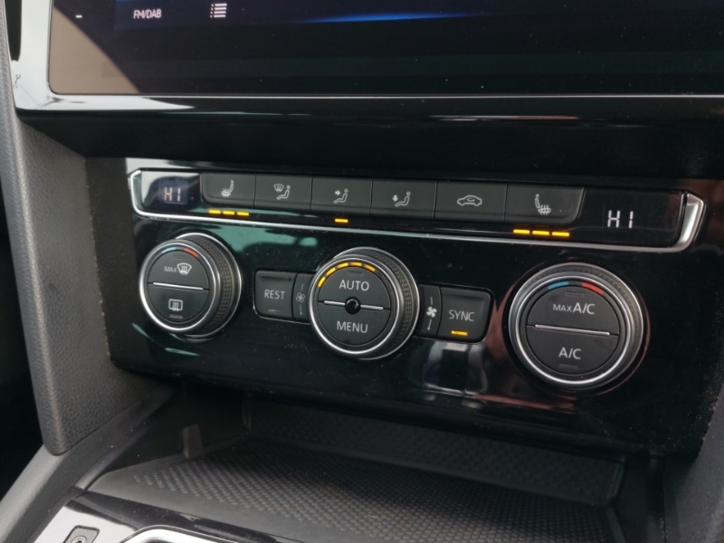 Used Volkswagen Passat 2020 for sale - 76354312: Photo 16