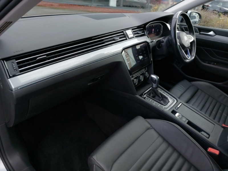 Used Volkswagen Passat 2020 for sale - 76354312: Photo 5