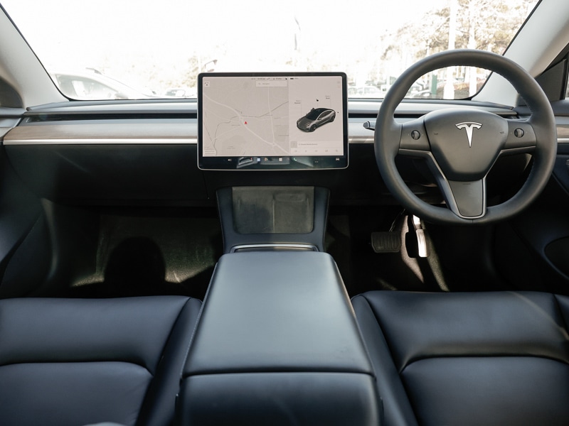 Used Tesla Model 3 2021 for sale - 76393272: Photo 2