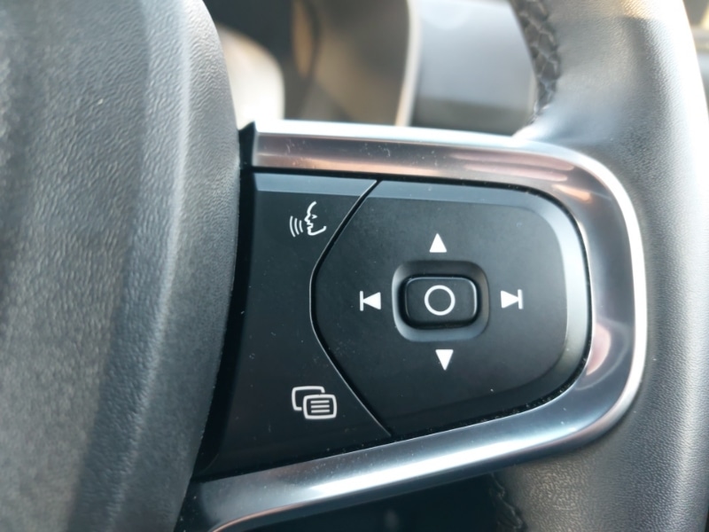 Used Volvo XC40 2022 for sale - 76732096: Photo 15