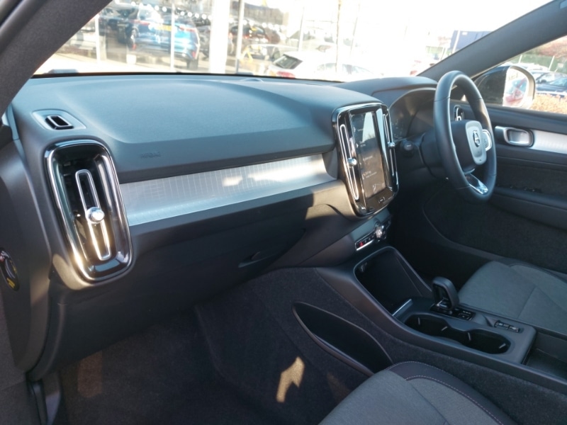 Used Volvo XC40 2022 for sale - 76732096: Photo 5