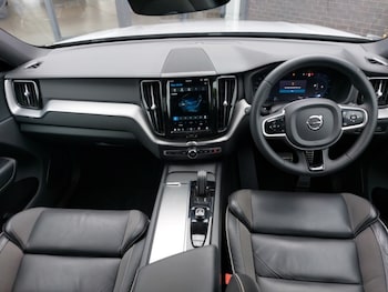 Used Volvo XC60 2022 for sale - 75652280: Photo